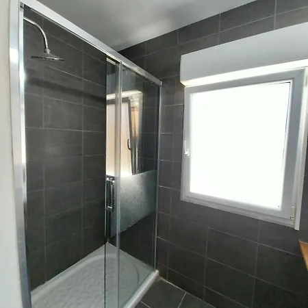 Coquette Maison, 2 Mansardees, *