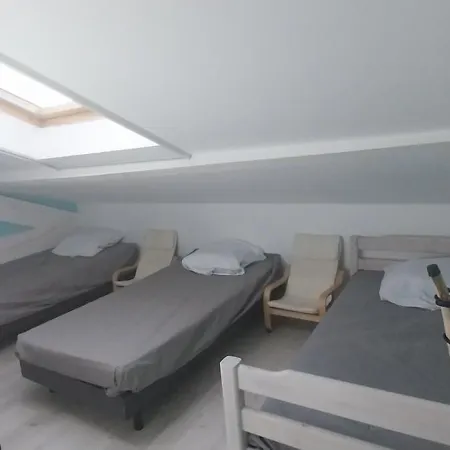 Coquette Maison, 2 Mansardees, * Narbonne-Plage