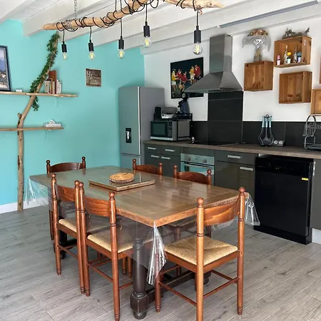 Prázdninový dům Coquette Maison, 2 Mansardees, *