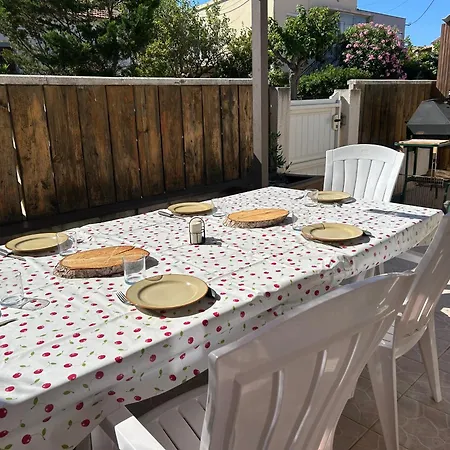 Coquette Maison, 2 Mansardees, Prázdninový dům